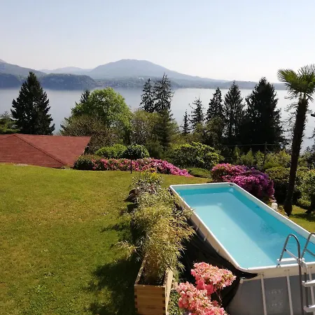 Holiday home Romantica Casetta Nel Con Vista Sul Belgirate